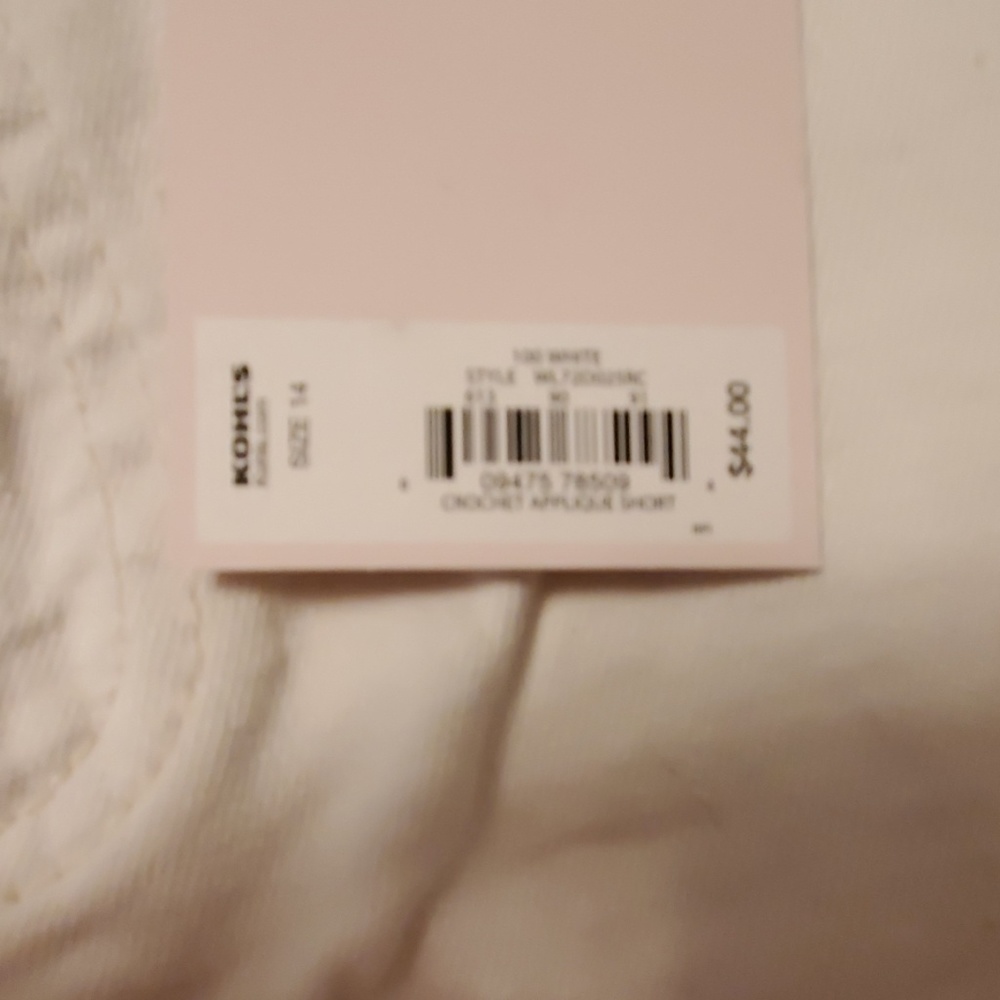 Lauren Conrad cute white shorts - Picture 3 of 5